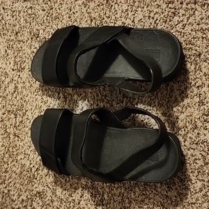 Fitflop Womens Black Strappy Sandal 10 X11-090 Gently Worn